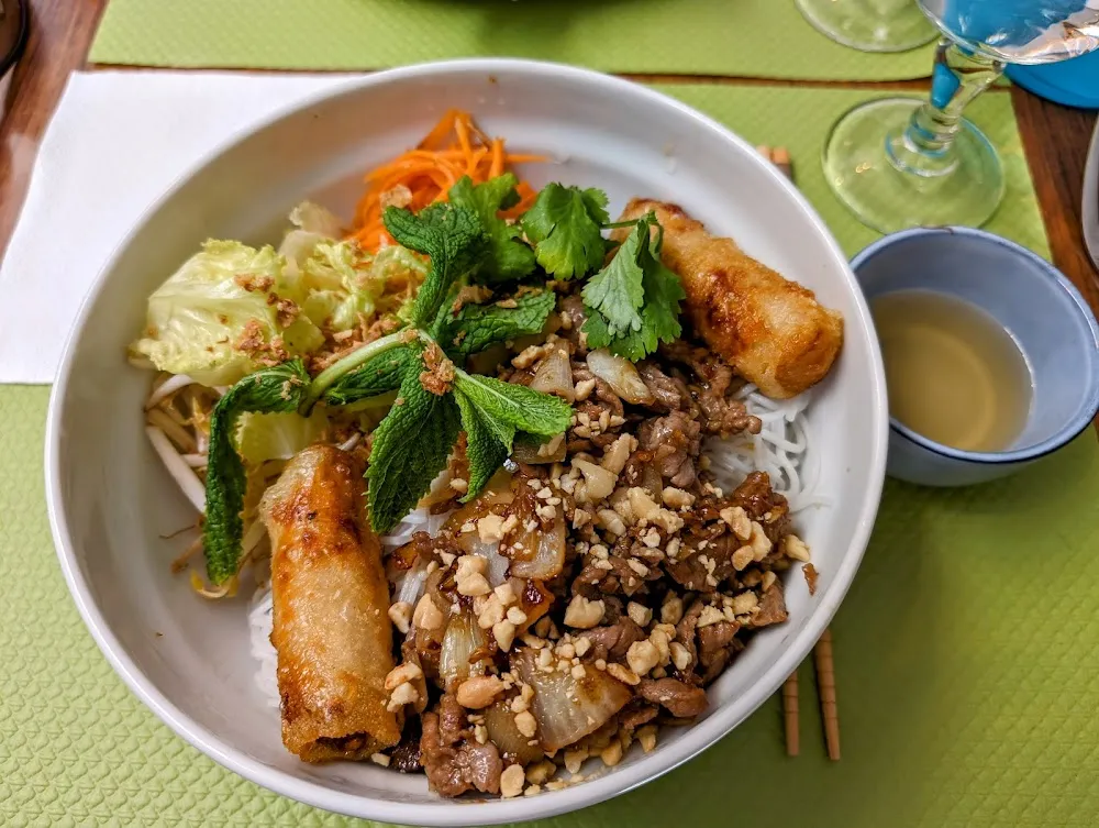 Bò Bún